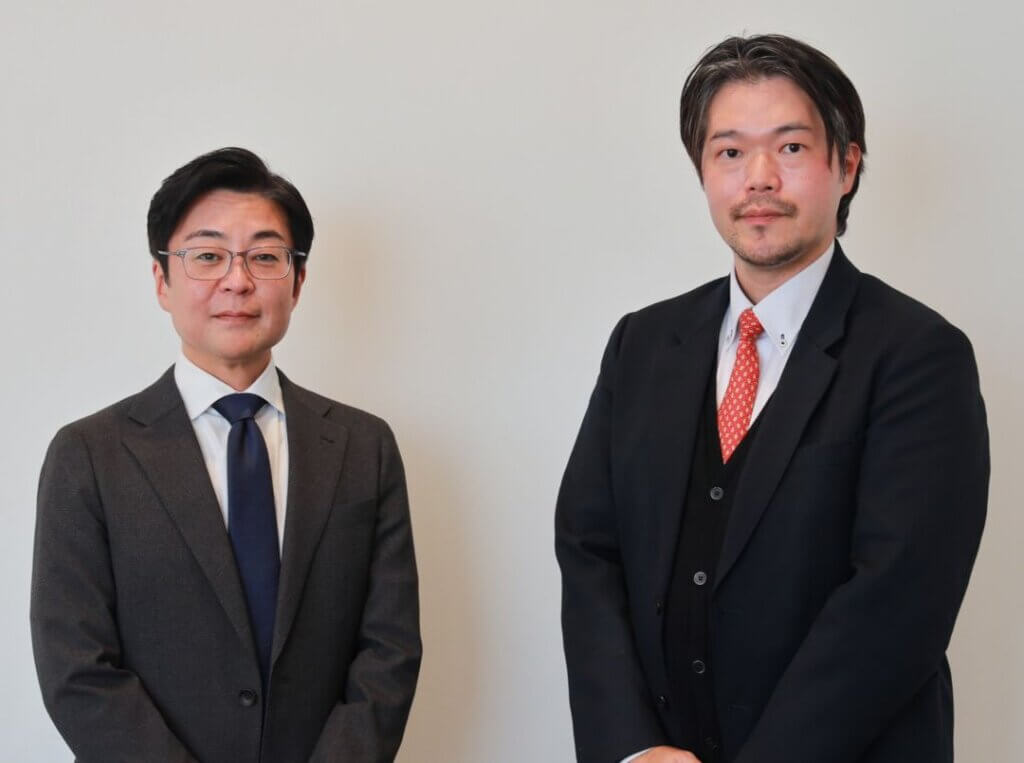 谷口弁護士と上村